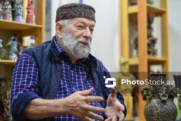 Azərbaycanın məşhur keramikaçısı, qrafika rəssamı və nəqqaşı Mir Teymur Məmmədov