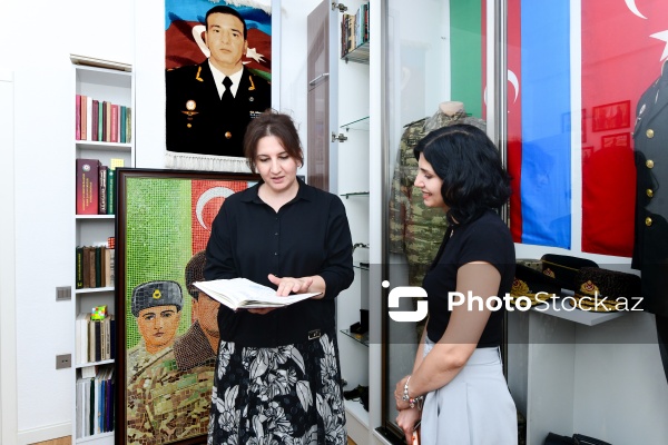 Azərbaycanın Milli Qəhrəmanı Polad Həşimovun həyat yoldaşı Ofelya Salmanova
