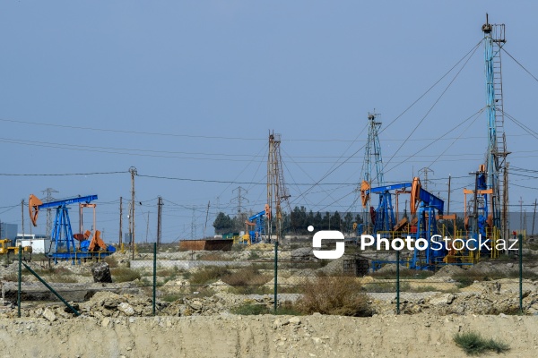 Bakı neftinin beşiyi olan Balaxanı neft mancanaqları