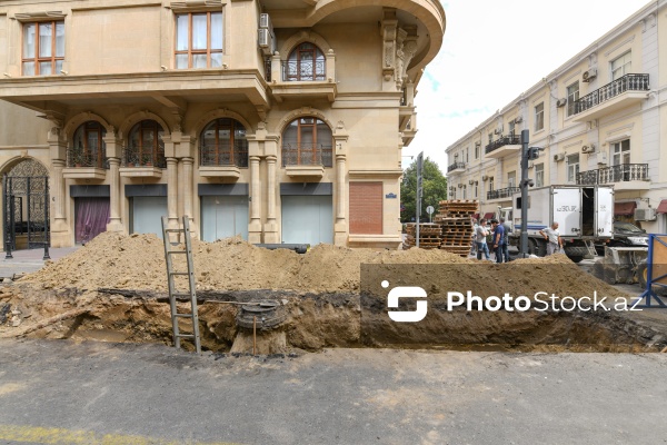 Bakının mərkəzində davam edən geniş abadlıq və quruculuq işləri