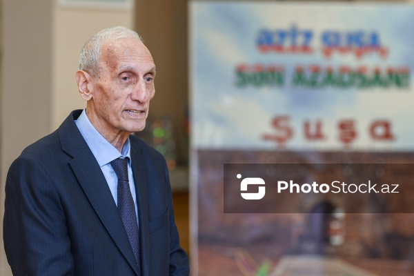 Bakı Dövlət Universitetinin Milli mətbuat tarixi kafedrasının müdiri, professor Cahangir Məmmədli