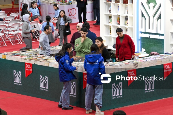 Bakı İdman Sarayında keçirilən kitab sərgisi