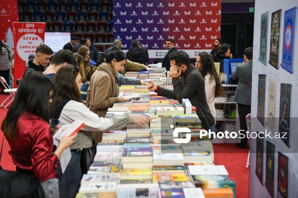 Bakı İdman Sarayında keçirilən kitab sərgisi