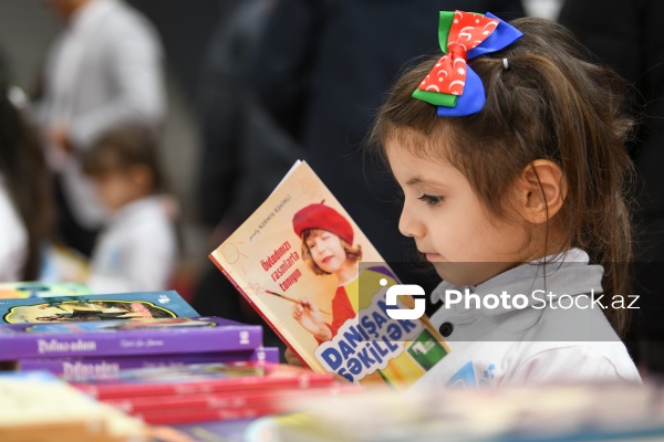 Bakı İdman Sarayında keçirilən kitab sərgisi