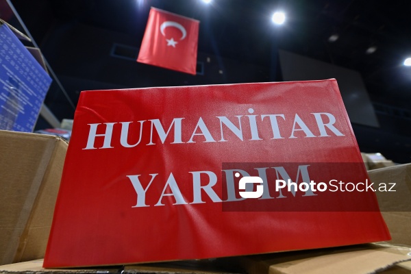 Bakı İdman Sarayında təşkil edilmiş Türkiyəyə yardım aksiyasının ikinci günü