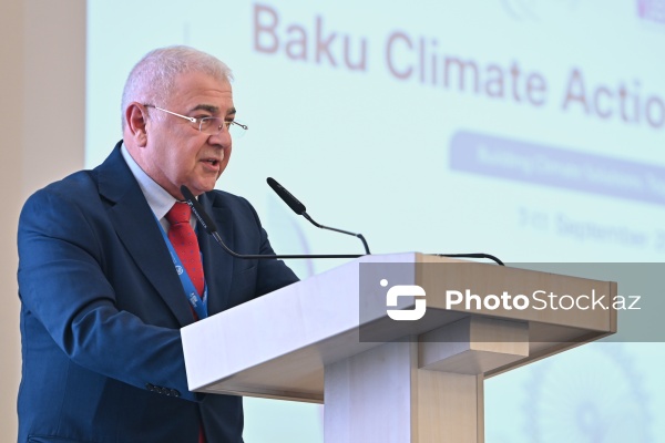 Bakı Konqres Mərkəzində keçirilən IV İqlim Həftəsinin ikinci günü