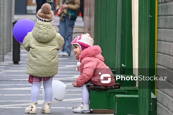 Bakı küçələrində 8 Mart Beynəlxalq Qadınlar Günü