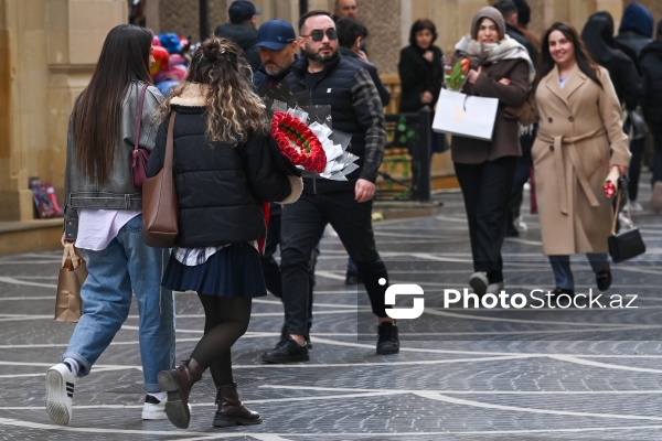 Bakı küçələrində 8 Mart Beynəlxalq Qadınlar Günü