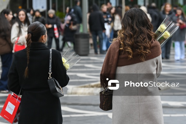 Bakı küçələrində 8 Mart Beynəlxalq Qadınlar Günü