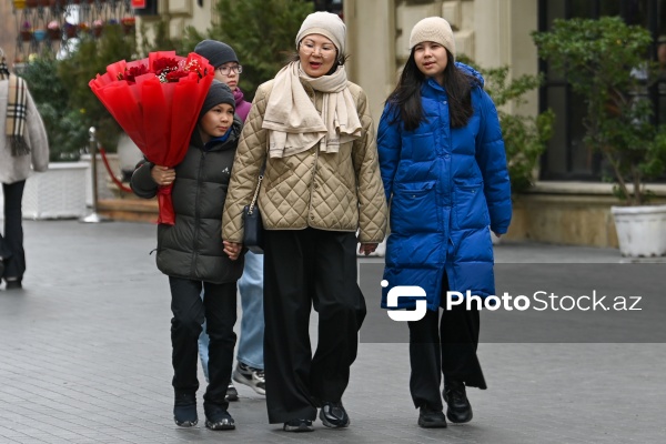 Bakı küçələrində 8 Mart Beynəlxalq Qadınlar Günü
