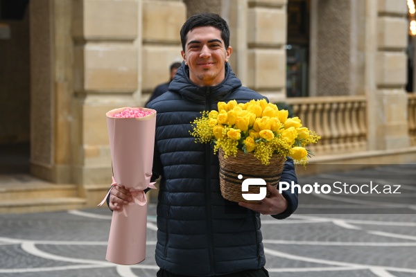 Bakı küçələrində 8 Mart Beynəlxalq Qadınlar Günü