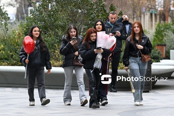 Bakı küçələrində 8 Mart Beynəlxalq Qadınlar Günü