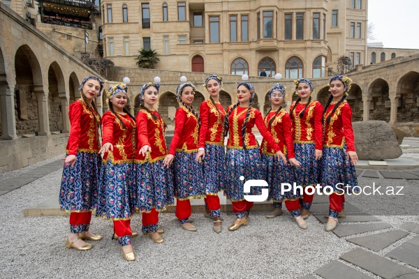 Paytaxt sakinləri Novruz bayramını qeyd edirlər