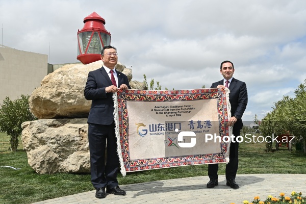 Bakı Limanı ilə Çinin Qinqdao Limanı arasında memorandumunun imzalanması mərasimi
