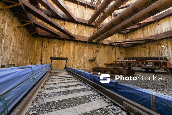 "Bakı Metropoliteni"nin "B-04" stansiyasında davam edən tikinti işləri