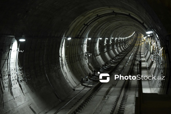 "Bakı Metropoliteni"nin "B-04" stansiyasında davam edən tikinti işləri