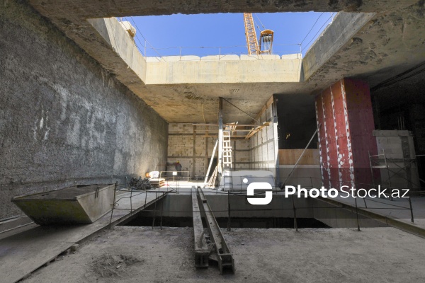 "Bakı Metropoliteni"nin "B-04" stansiyasında davam edən tikinti işləri