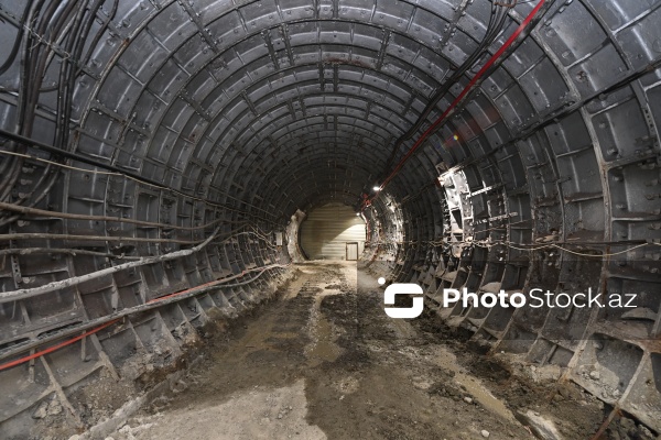 Bakı metrosunda xətlərin ayrılması layihəsi çərçivəsində 200 metrlik tunelin inşasına hazırlıq işləri