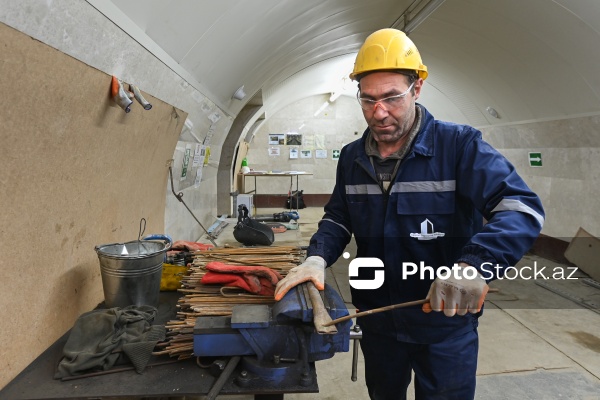 Bakı metrosunda xətlərin ayrılması layihəsi çərçivəsində 200 metrlik tunelin inşasına hazırlıq işləri