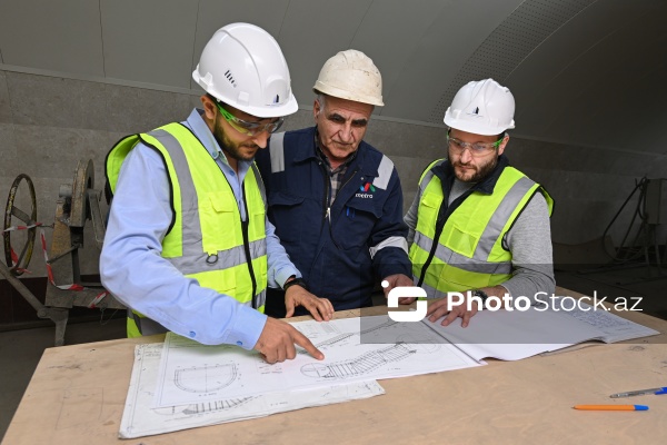 Bakı metrosunda xətlərin ayrılması layihəsi çərçivəsində 200 metrlik tunelin inşasına hazırlıq işləri