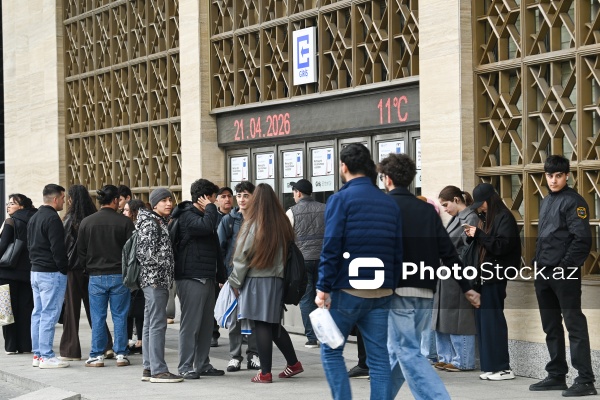 Bakı metrosunun bütün stansiyalarına giriş bağlanıb