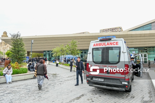 Bakı metrosunun bütün stansiyalarına giriş bağlanıb