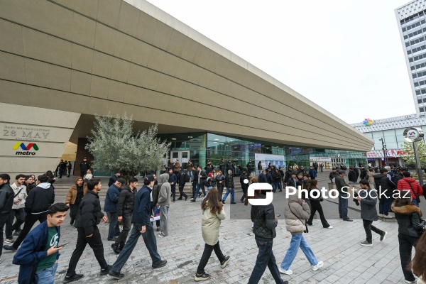 Bakı metrosunun bütün stansiyalarına giriş bağlanıb