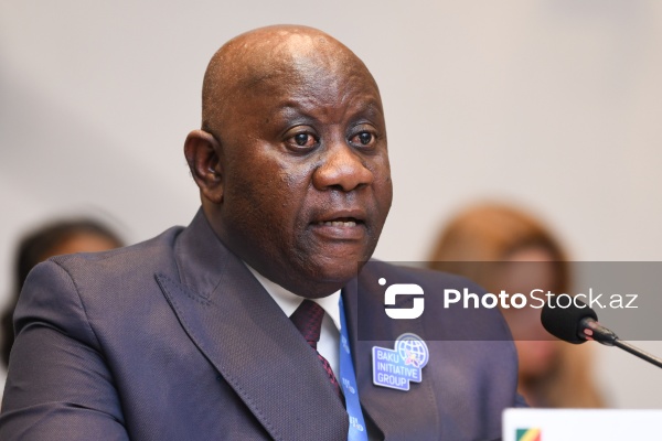 Celestin Okanoyirika - "Belçika Müstəmləkəçiliyi: Tanınma və Məsuliyyət" konfransında