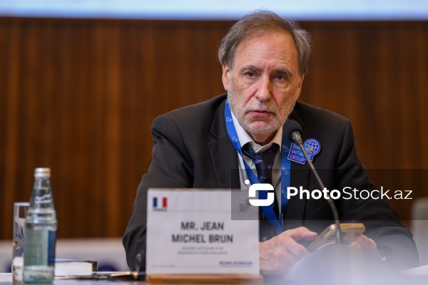 Jan-Mişel Brun - "Belçika müstəmləkəçiliyi: Tanınma və Məsuliyyət" konfransında