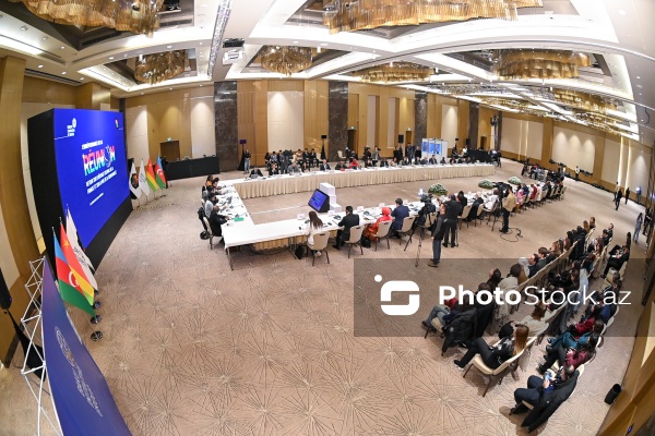 Fransanın müstəmləkəçiliyi altında olan Reyunyon adasına həsr edilmiş tədbir