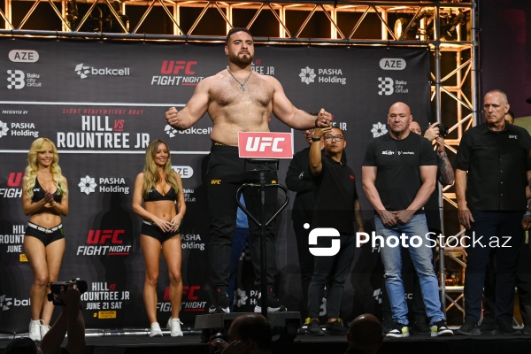 Bakıda keçiriləcək UFC turnirindən əvvəl döyüşçülər üz-üzə gəliblər