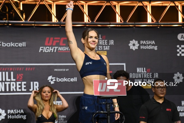 Bakıda keçiriləcək UFC turnirindən əvvəl döyüşçülər üz-üzə gəliblər