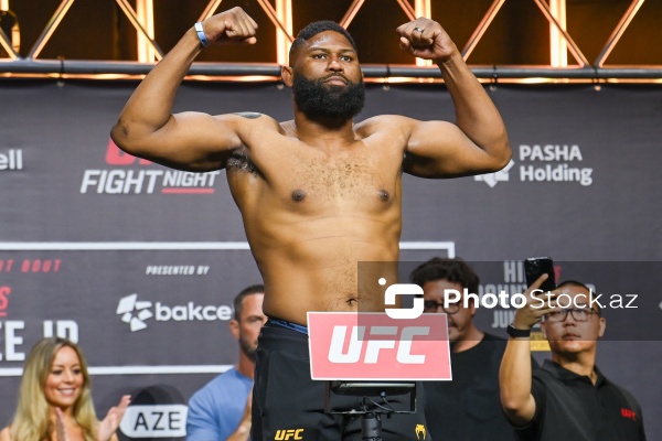 Bakıda keçiriləcək UFC turnirindən əvvəl döyüşçülər üz-üzə gəliblər