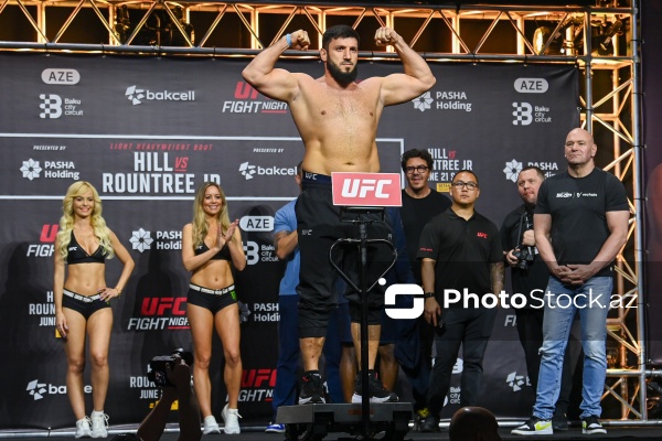 Bakıda keçiriləcək UFC turnirindən əvvəl döyüşçülər üz-üzə gəliblər