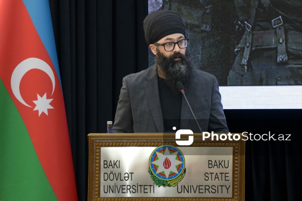 Moninder Sinqh - Hindistanda etnik azlıqlara qarşı repressiyalara həsr olunmuş konfransda