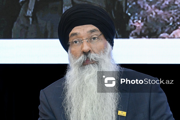 Dabindercit Sinqh Sidhu - Hindistanda etnik azlıqlara qarşı repressiyalara həsr olunmuş konfransda
