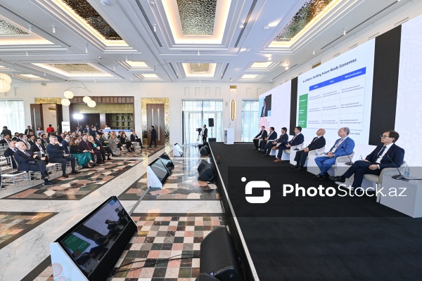 Bakıda keçirilən I Azərbaycan Beynəlxalq İnvestisiya Forumu