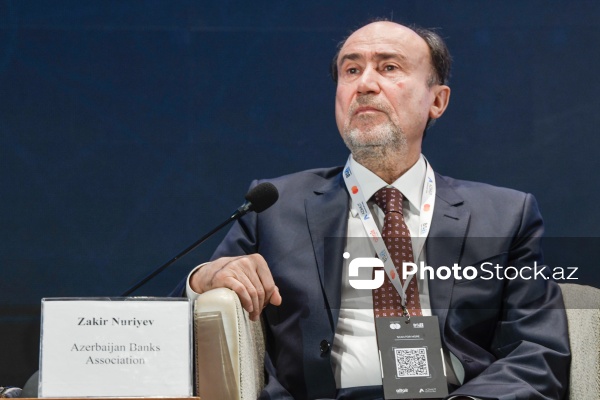 Zakir Nuriyev - IX Beynəlxalq Bankçılıq Forumunda