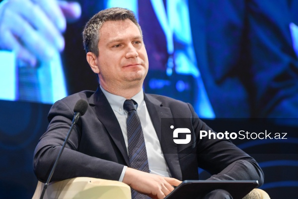 Kutay Ak - IX Beynəlxalq Bankçılıq Forumunda