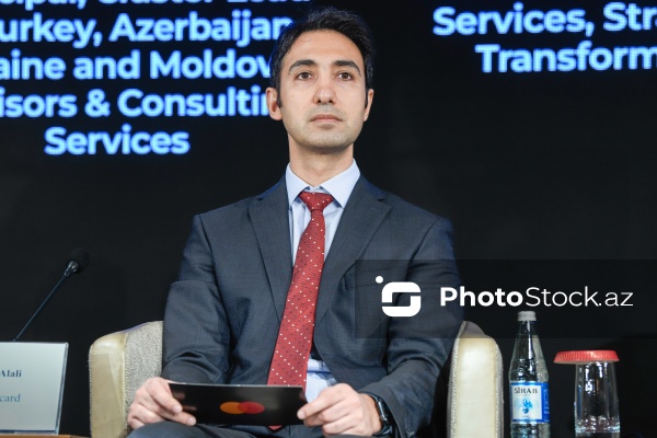 Fatih Alalı - IX Beynəlxalq Bankçılıq Forumunda