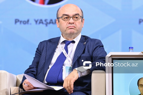 Yaşar Sarı - Avrasiya Araşdırmalar Mərkəzinin direktoru 