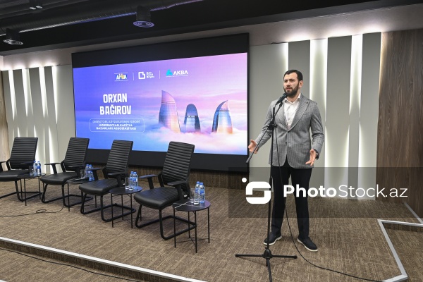 Orxan Bağırov - Mikromaliyyə Forumunda
