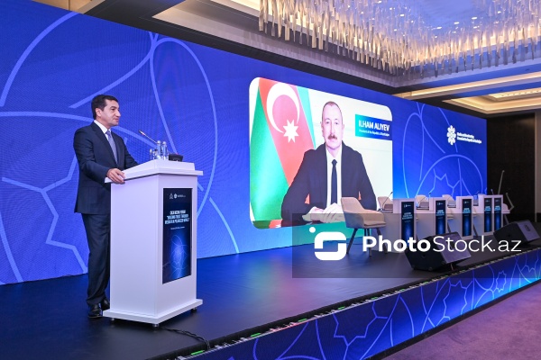 Bakıda keçirilən "Qütbləşmiş dünyada media vasitəsilə etimadın qurulması" Media Forumu