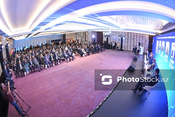 Bakıda keçirilən "Qütbləşmiş dünyada media vasitəsilə etimadın qurulması" Media Forumu