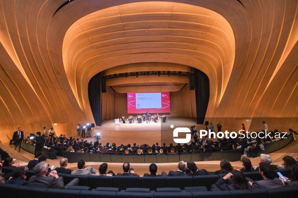 Bakıda keçirilən “THE Avrasiya Universitetlərinin Sammiti”