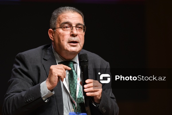 Bakıda keçirilən “THE Avrasiya Universitetlərinin Sammiti”