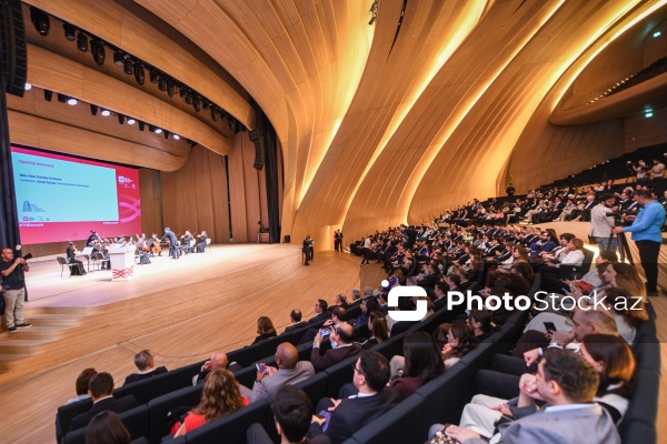 Bakıda keçirilən “THE Avrasiya Universitetlərinin Sammiti”