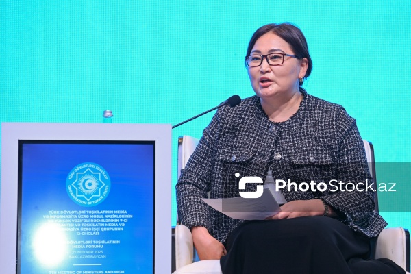 Zarina Kalmuratova - Qırğızıstan Mədəniyyət, İnformasiya və Gənclər Siyasəti Nazirliyində baş mütəxəssis