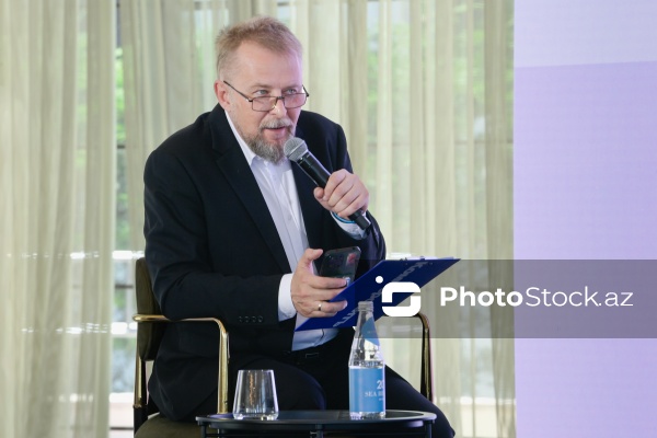 Pyotr Kosenko - “Xəzər regionuna investisiyalar” adlı paneldə