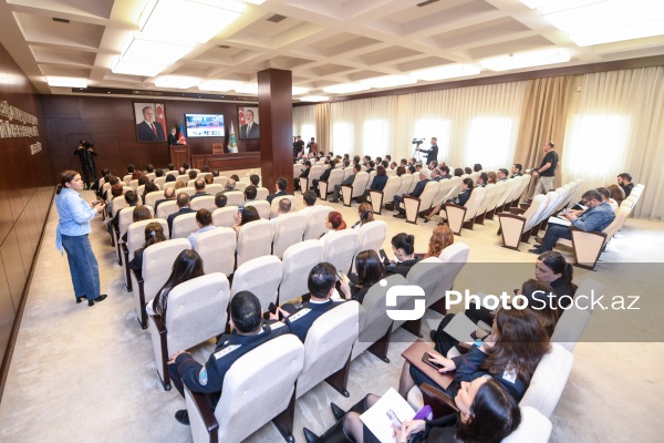 DMX-də keçirilən "Yüksəkixtisaslı miqrant portalı"nın təqdimatı